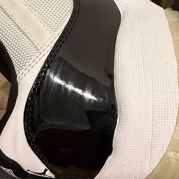 Jordan 11 Retro Low Concord - Picture 12 of 16